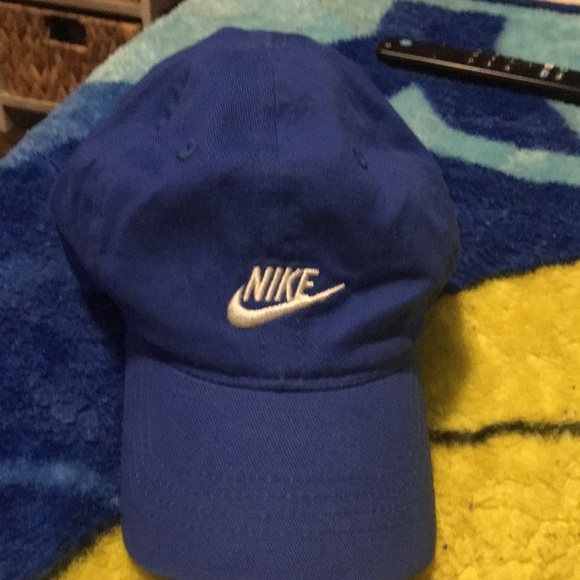 Infant Nike blue hat brand new only had on once in good condition - Picture 5 of 5